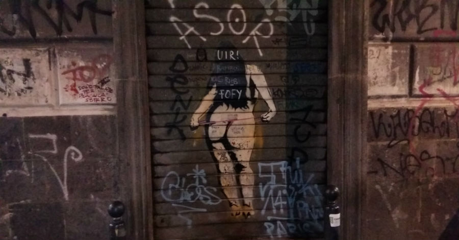 centro storico napoli notte