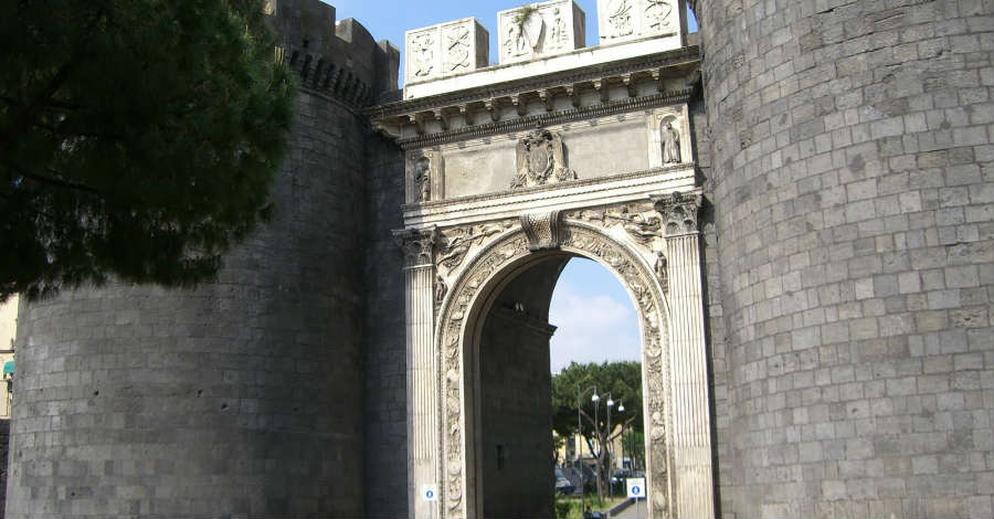 Porta Capuana